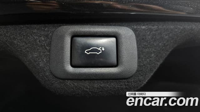 Lexus ES300h 2018 — Şəkil 19/38