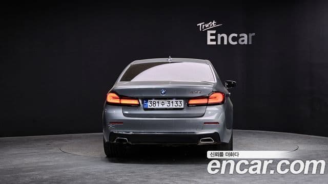 BMW 5 Series 2022 — ფოტო 4/20
