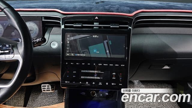 Hyundai Tucson Hybrid 2022 — ფოტო 16/20