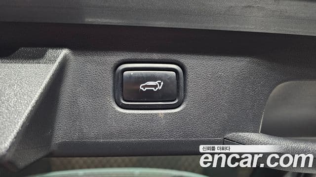Hyundai Tucson Hybrid 2022 — ფოტო 15/20
