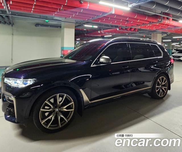 BMW X7 2021 — Photo 4/20