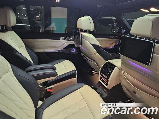BMW X7 2021 — Photo 5/20