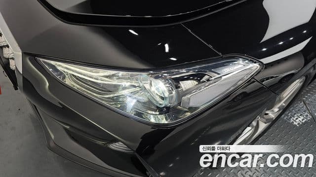 Genesis G70 2018 — ფოტო 2/37