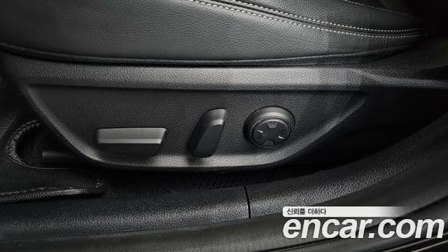 Genesis G70 2018 — ფოტო 5/37