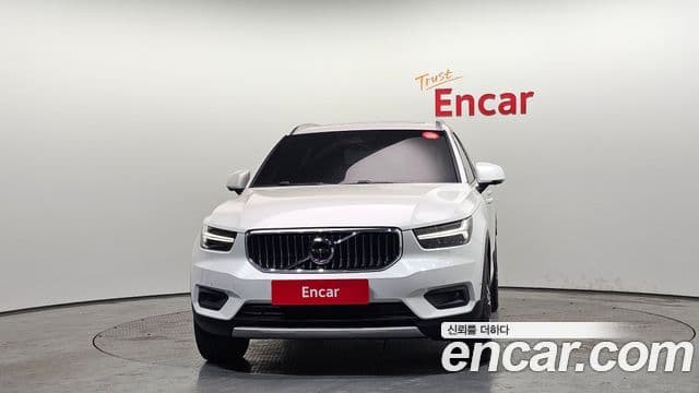 Volvo XC40 2019 — Şəkil 3/20