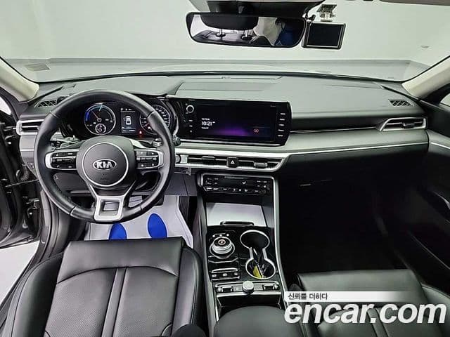 Kia K5 2021 — ფოტო 6/18