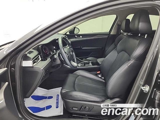 Kia K5 2021 — ფოტო 11/18