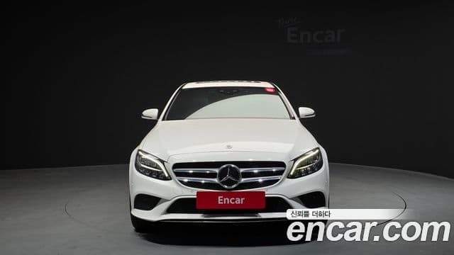 Mercedes-Benz C-Class 2020 — ფოტო 2/20