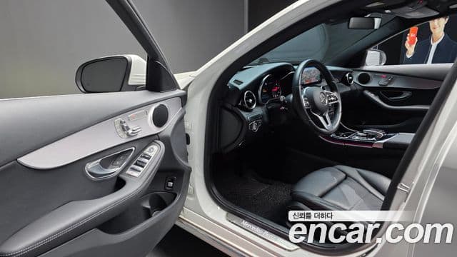 Mercedes-Benz C-Class 2020 — ფოტო 9/20