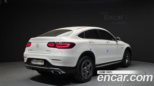 Mercedes-Benz GLC-Class 2021 — Şəkil 1/20