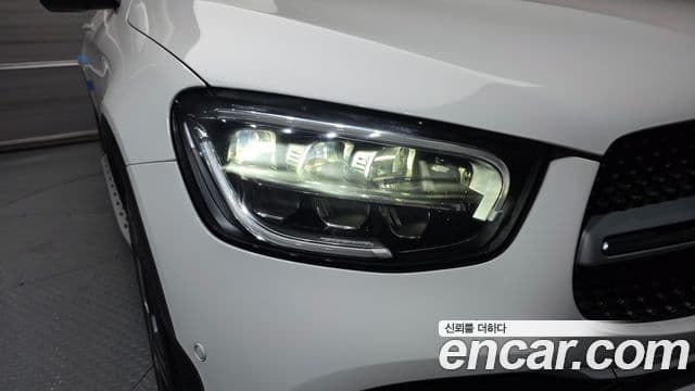 Mercedes-Benz GLC-Class 2021 — Photo 20/33