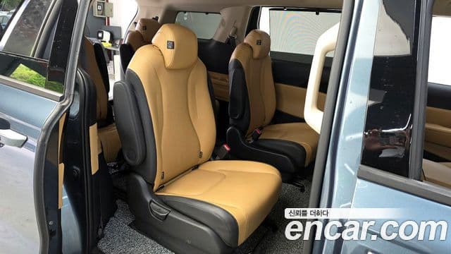 Kia Carnival 2022 — Şəkil 12/20