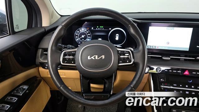 Kia Carnival 2022 — Şəkil 13/20