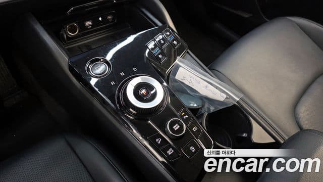 Kia Sportage 2023 — фото 9 из 20