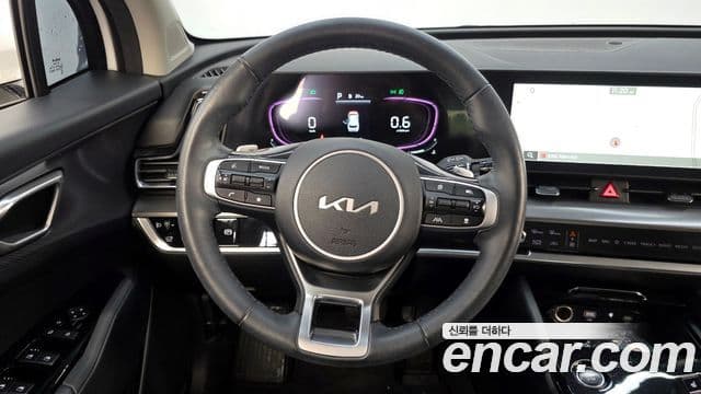 Kia Sportage 2023 — фото 13 из 20