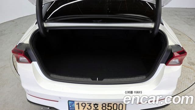 Kia K5 2022 — фото 20 из 20