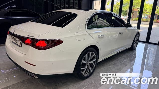 Mercedes-Benz E-Class 2024 — Şəkil 5/14