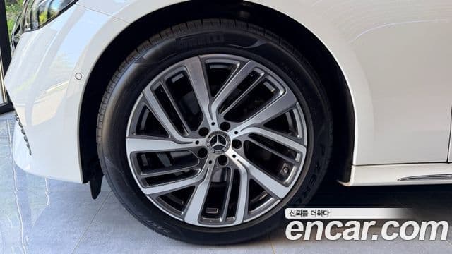 Mercedes-Benz E-Class 2024 — Şəkil 6/14