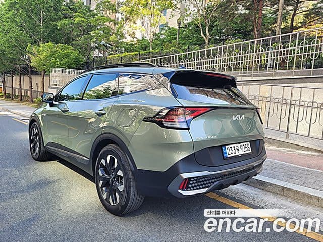 Kia Sportage 2023 — Фото 2/20