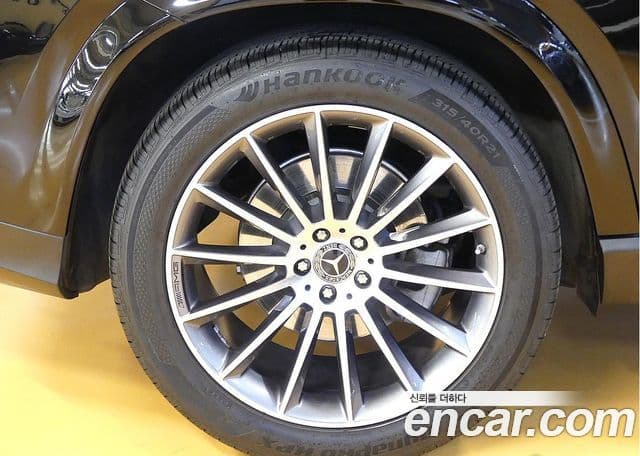 Mercedes-Benz GLE-Class 2024 — ფოტო 4/20