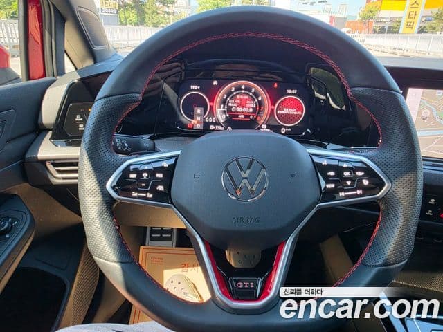 Volkswagen Golf 2024 — Şəkil 9/20
