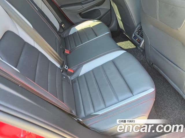 Volkswagen Golf 2024 — Şəkil 18/20