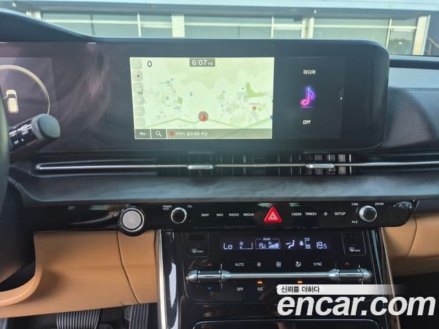 Kia Carnival 2021 — Фото 9/15