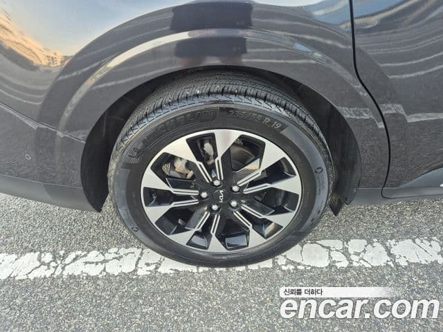 Kia Carnival 2021 — Фото 10/15