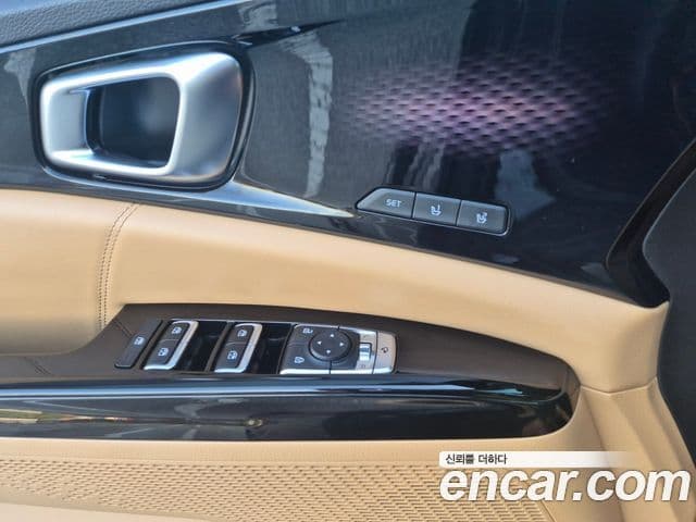 Kia Carnival 2021 — Фото 12/15