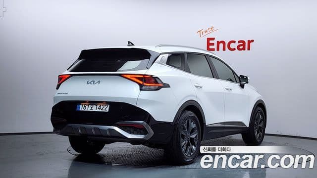 Kia Sportage 2022 — Фото 2/20