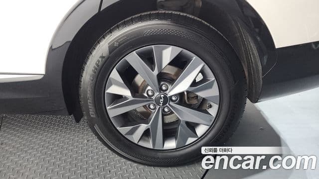 Kia Sportage 2022 — Şəkil 15/34