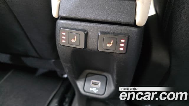 Jeep Renegade 2022 — Şəkil 18/20