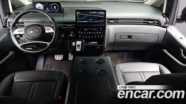 Hyundai Staria 2022 — Şəkil 7/20