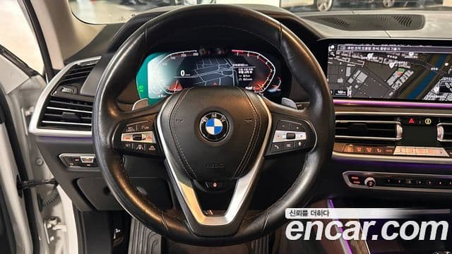 BMW X5 2022 — ფოტო 17/20
