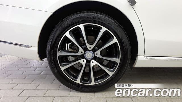 Mercedes-Benz E-Class 2019 — Şəkil 5/20