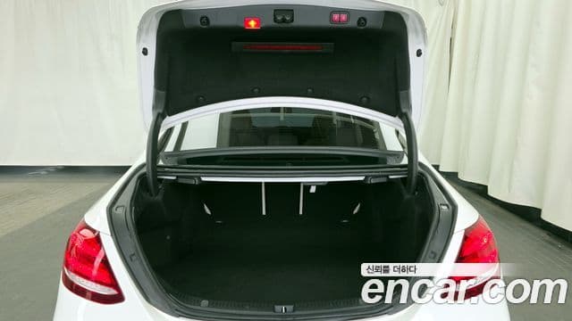 Mercedes-Benz E-Class 2019 — Şəkil 20/20