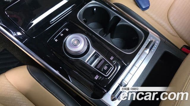 Kia Carnival 2021 — Şəkil 9/20