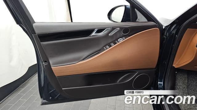 Genesis G80 2020 — ფოტო 21/33