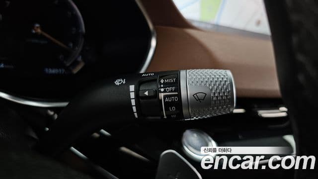 Genesis G80 2020 — ფოტო 16/33