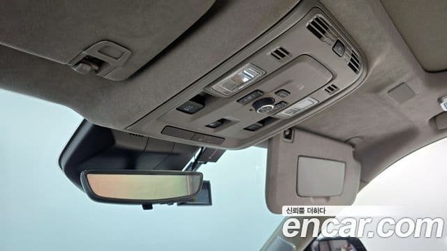 Cadillac Escalade 2025 — Şəkil 19/20