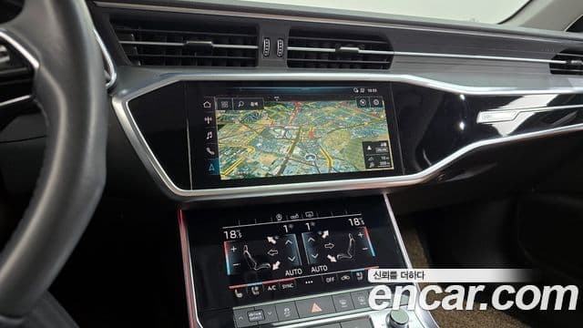 Audi A6 2020 — ფოტო 17/32
