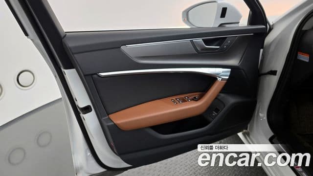 Audi A6 2020 — ფოტო 16/32
