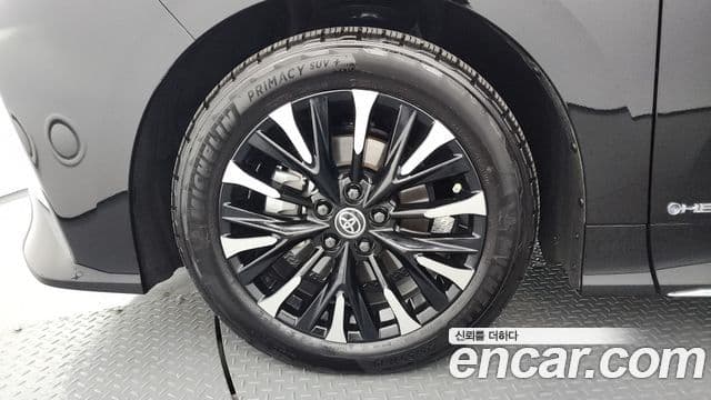 Toyota Alphard 2024 — ფოტო 5/20