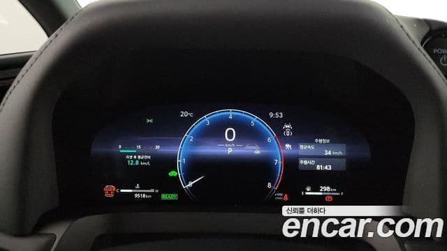 Toyota Alphard 2024 — ფოტო 8/20