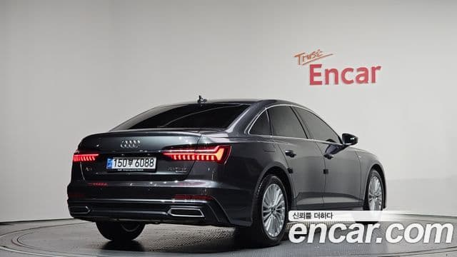 Audi A6 2021 — ფოტო 2/20