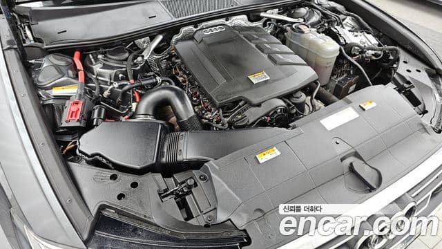 Audi A6 2021 — ფოტო 6/20