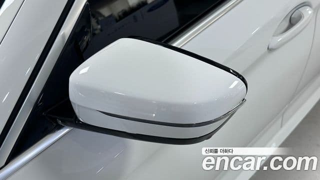 BMW 5 Series 2021 — Şəkil 12/20