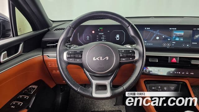 Kia K5 2024 — ფოტო 13/20