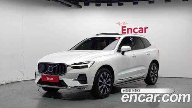 Volvo XC60 2023 — ფოტო 1/20