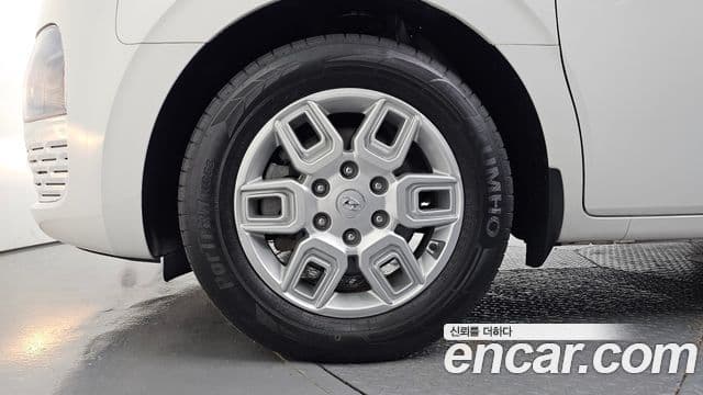 Hyundai Staria 2022 — ფოტო 5/20